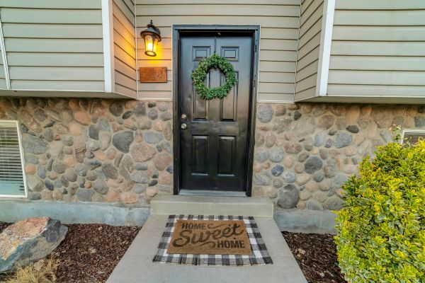 Stone Siding Replacement in Sandy
