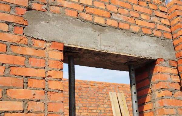 Lintel Mounting in Sandy