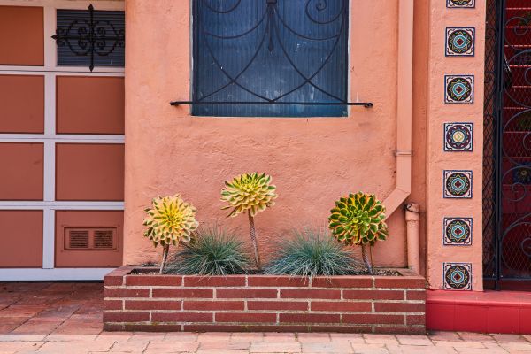 Brick Planter Installation in Sandy